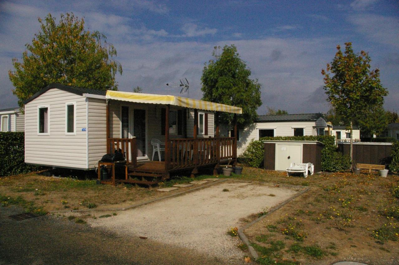 Mhvacances Louent Plusieurs Mobilhomes Dans Camping 4 Etoiles Proche Chateaux Et Zoo Beauval Onzain Bagian luar foto