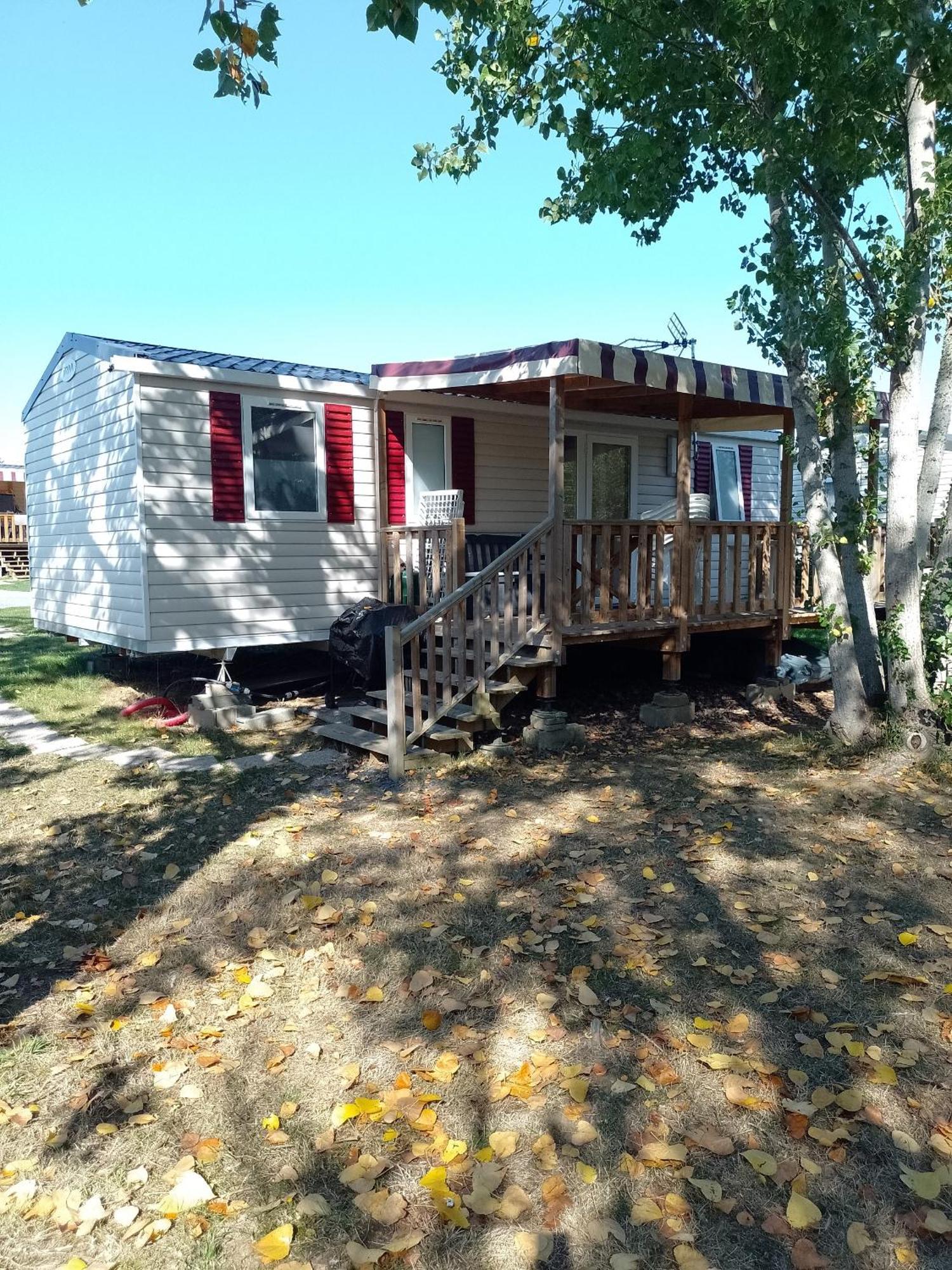 Mhvacances Louent Plusieurs Mobilhomes Dans Camping 4 Etoiles Proche Chateaux Et Zoo Beauval Onzain Bagian luar foto