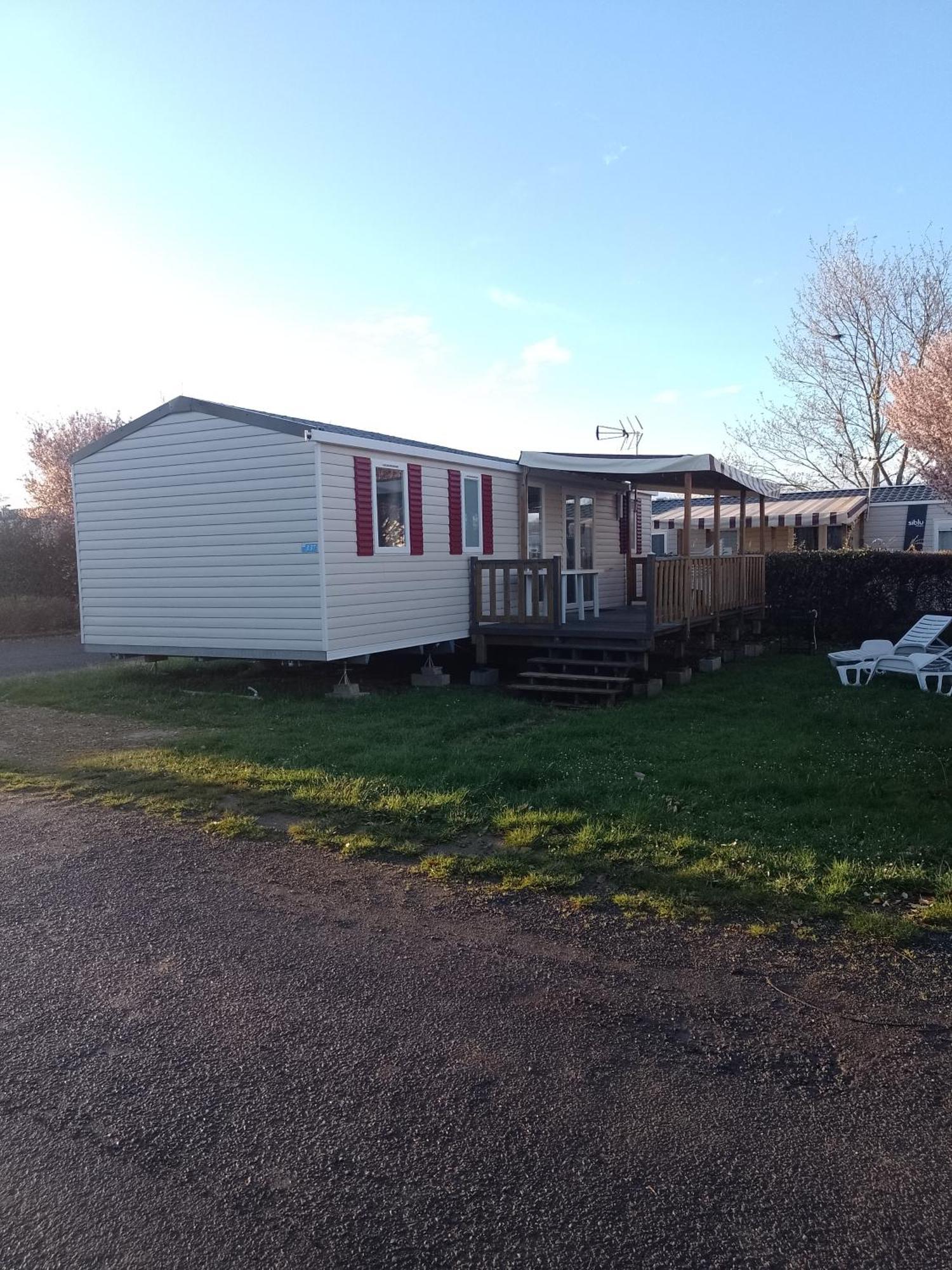 Mhvacances Louent Plusieurs Mobilhomes Dans Camping 4 Etoiles Proche Chateaux Et Zoo Beauval Onzain Bagian luar foto
