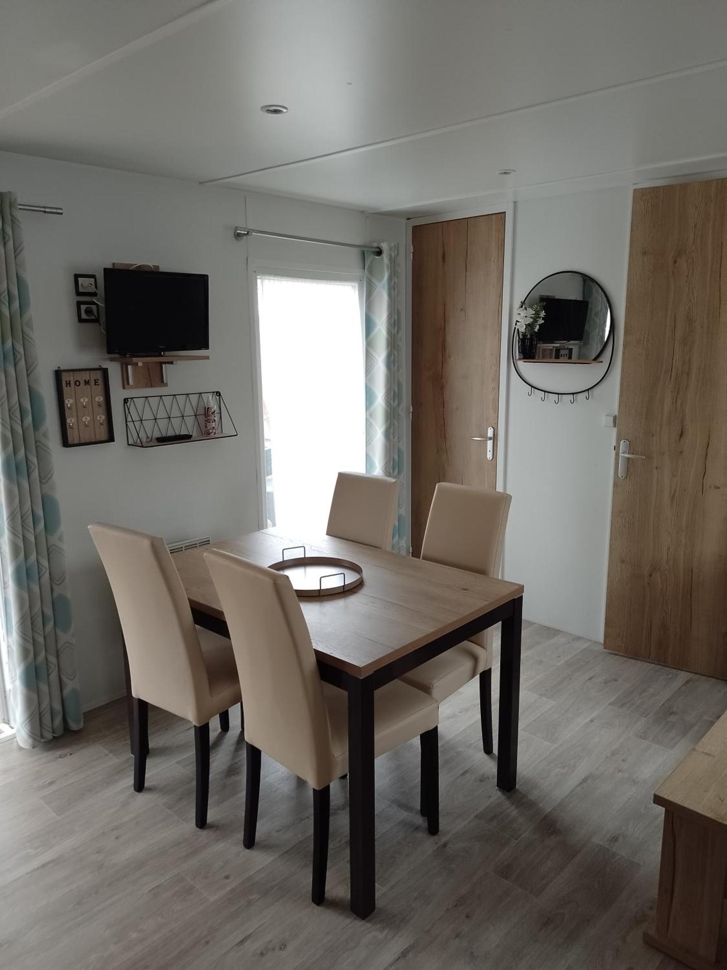 Mhvacances Louent Plusieurs Mobilhomes Dans Camping 4 Etoiles Proche Chateaux Et Zoo Beauval Onzain Bagian luar foto