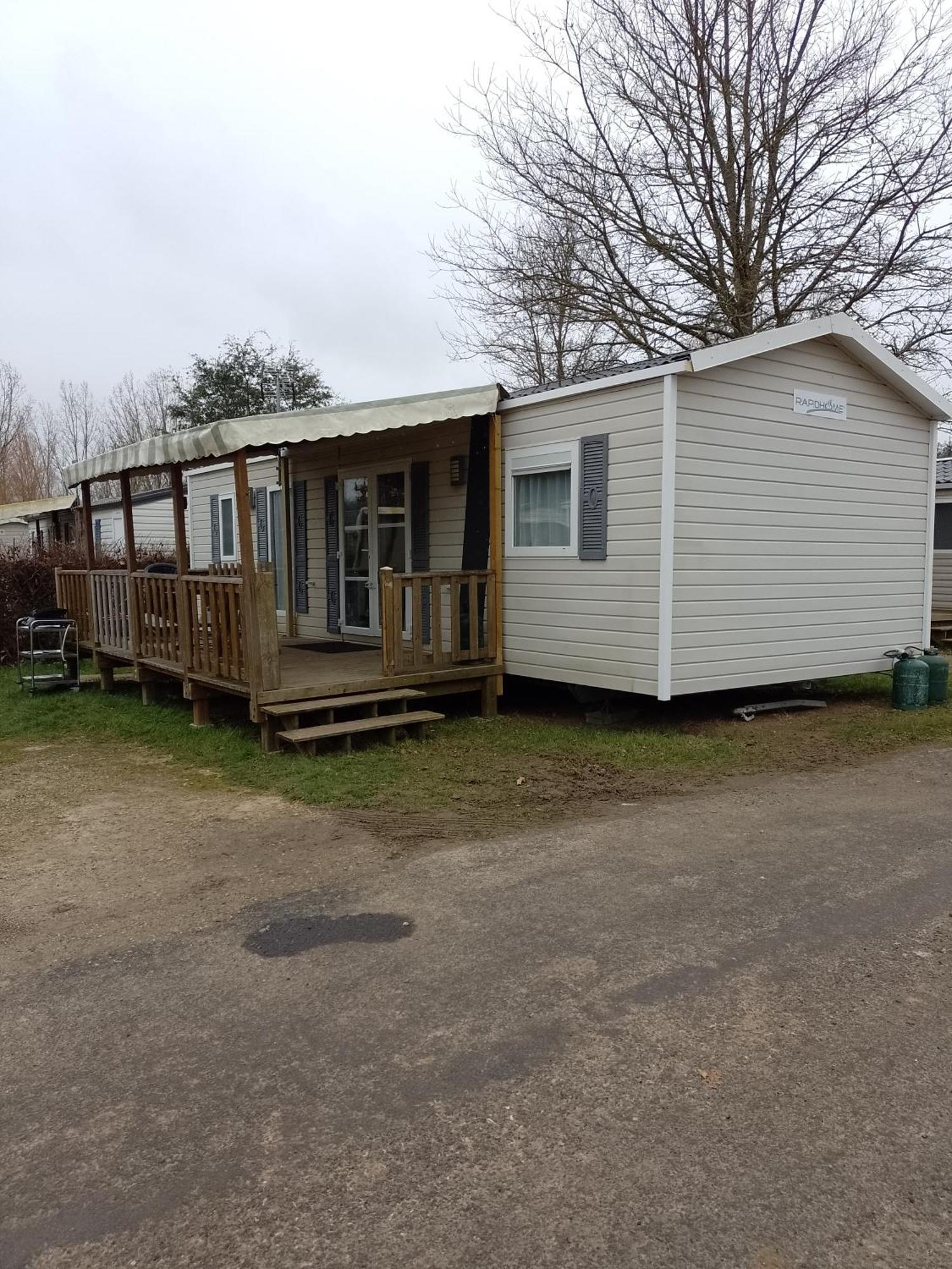 Mhvacances Louent Plusieurs Mobilhomes Dans Camping 4 Etoiles Proche Chateaux Et Zoo Beauval Onzain Bagian luar foto