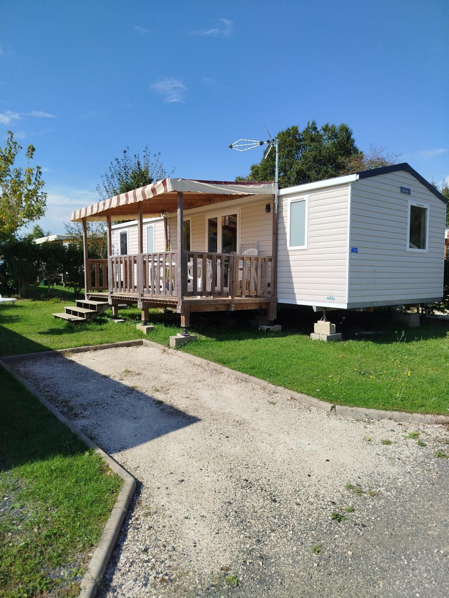 Mhvacances Louent Plusieurs Mobilhomes Dans Camping 4 Etoiles Proche Chateaux Et Zoo Beauval Onzain Bagian luar foto